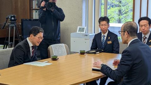 0409_1_高知県庁表敬訪問