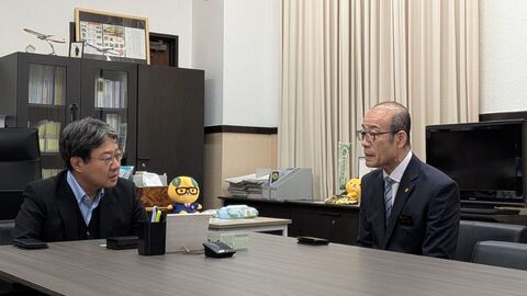 0409_2_愛媛県庁表敬訪問(濱里副知事)